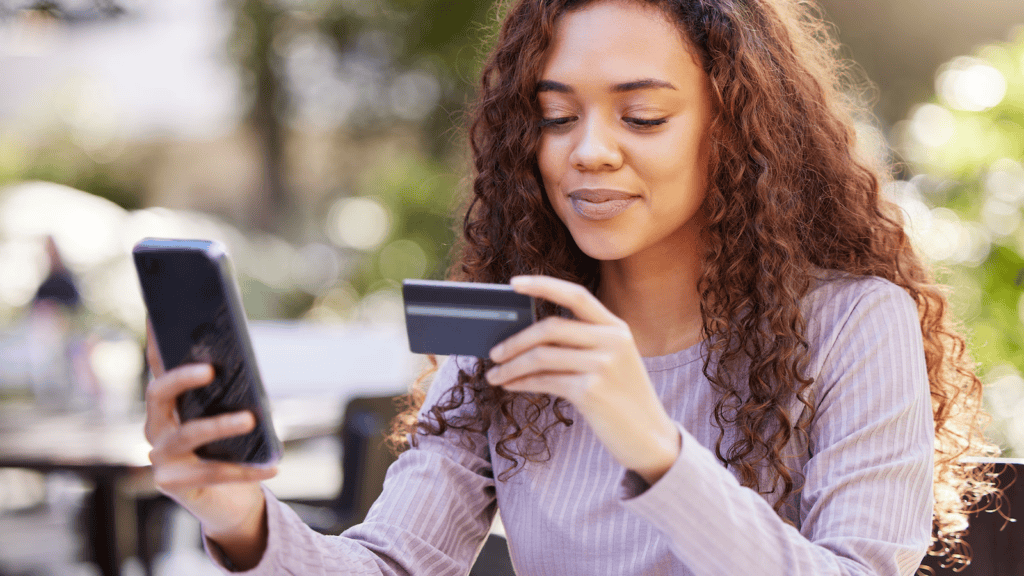 Digital banks versus traditional banks for non-salaried applicants